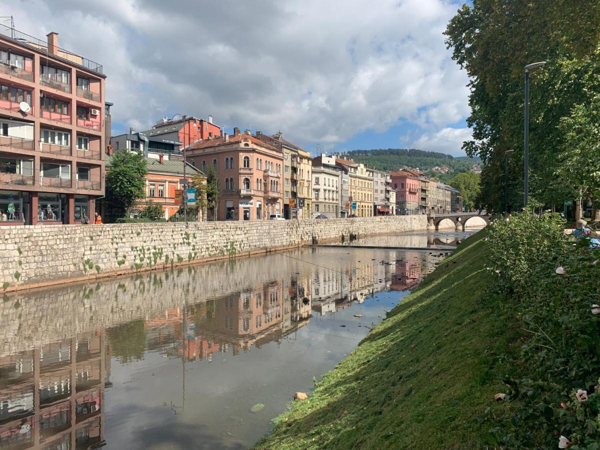 Franca-Free Parking Apartman Szarajevó Kültér fotó