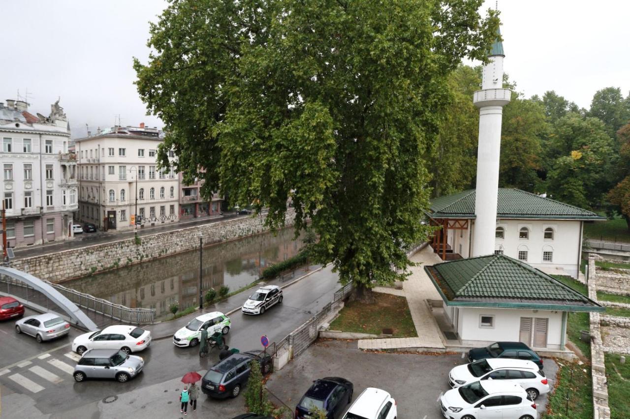 Franca-Free Parking Apartman Szarajevó Kültér fotó