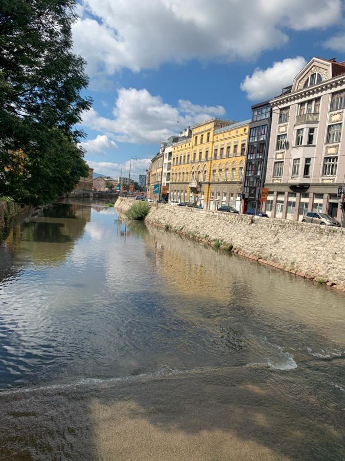 Franca-Free Parking Apartman Szarajevó Kültér fotó