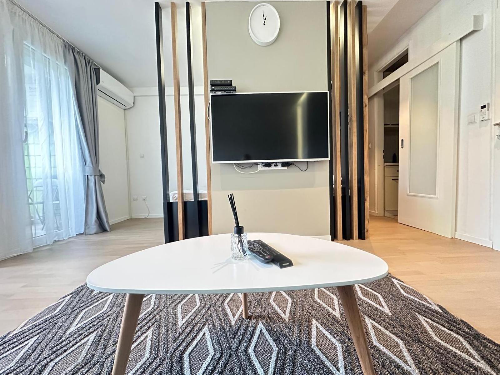Franca-Free Parking Apartman Szarajevó Kültér fotó